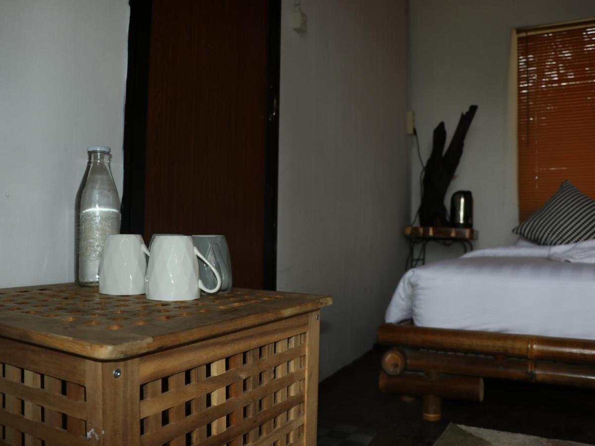 Toba Caldera Resort Parapat Ngoại thất bức ảnh